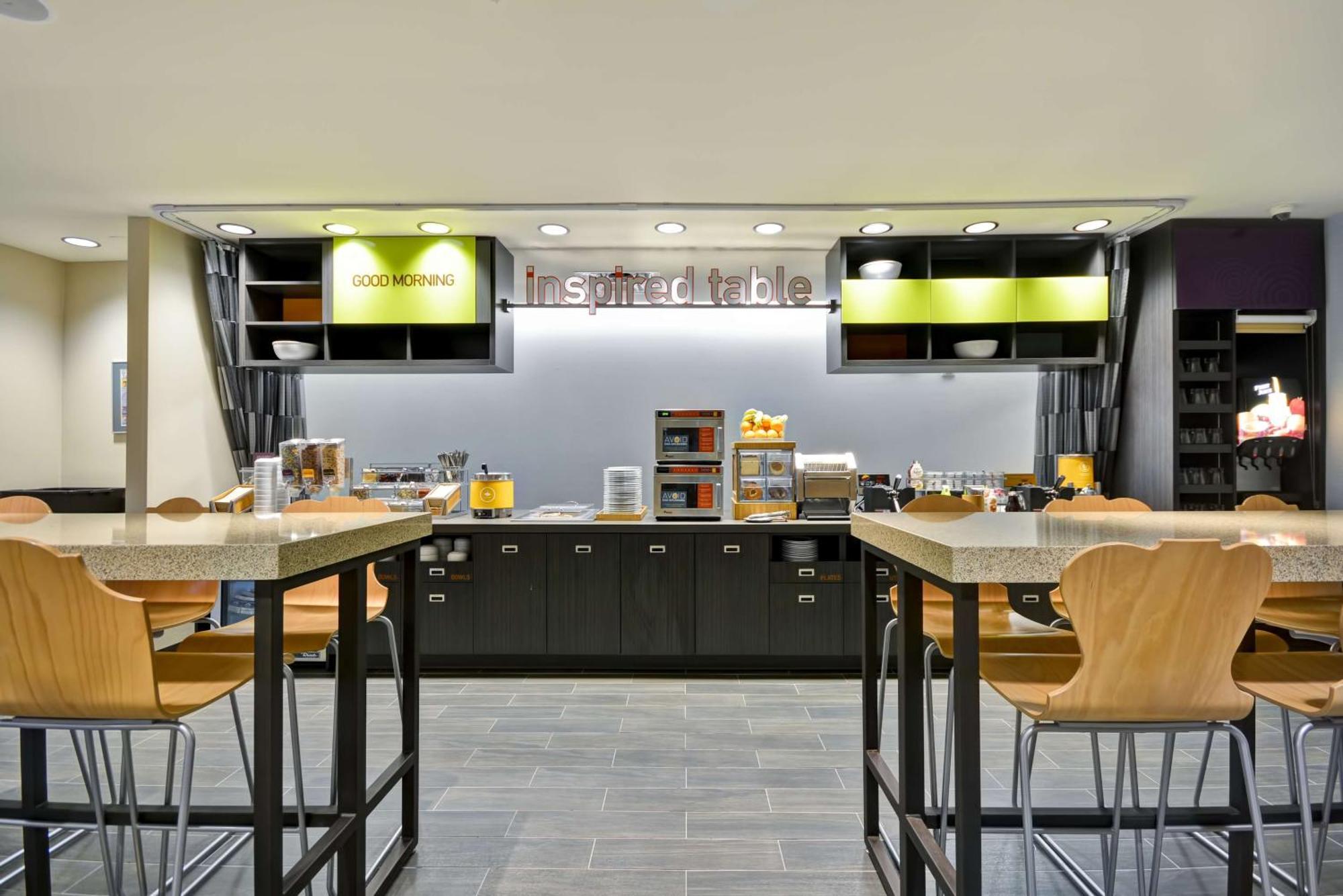 Hotel Home2 By Hilton